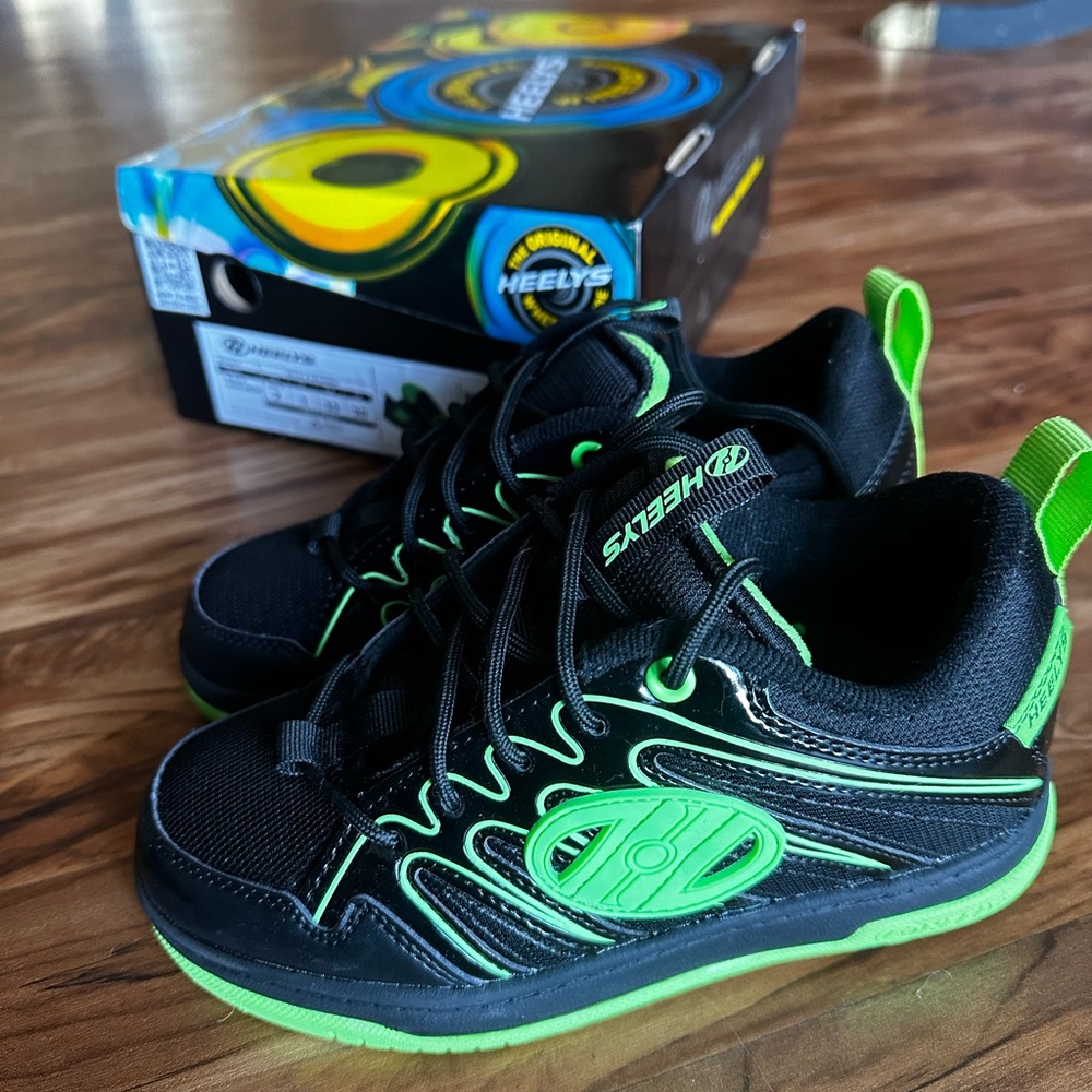 Heelys Shoes